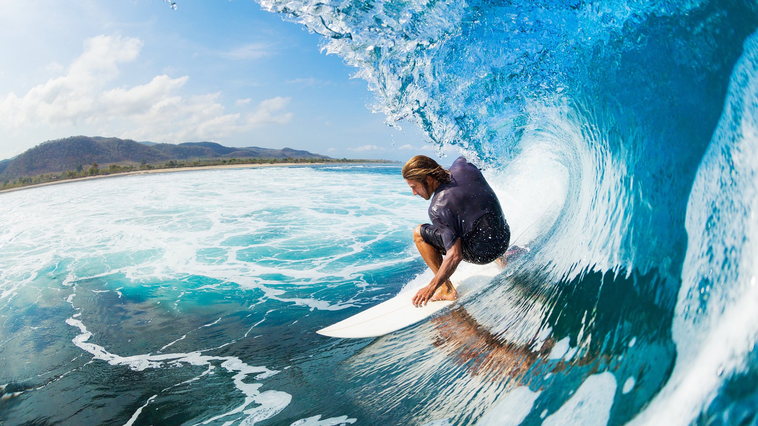 全国青少年趣味皮划艇赛上演“水上漂流”奇迹